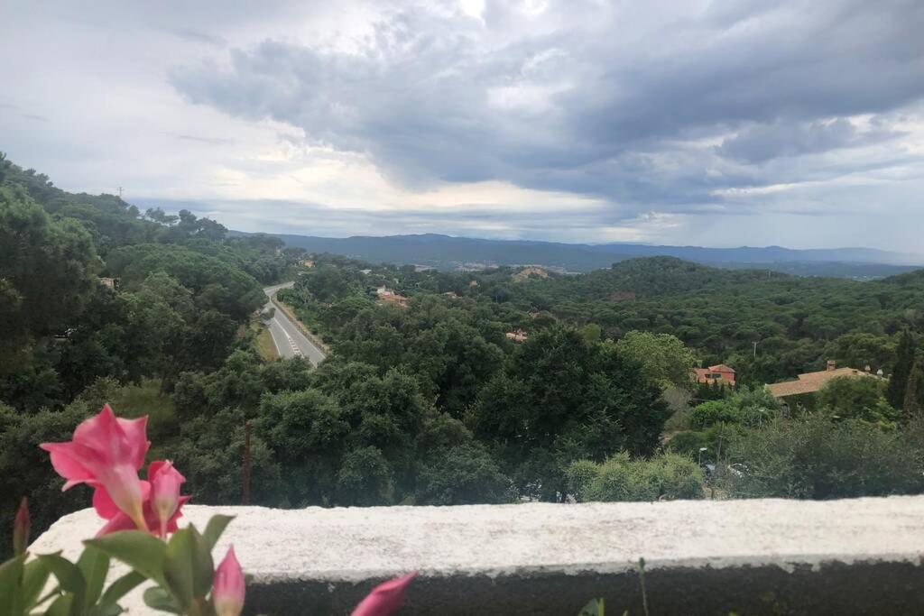 דירות בגור Apartamento Con Vistas A La Montana מראה חיצוני תמונה